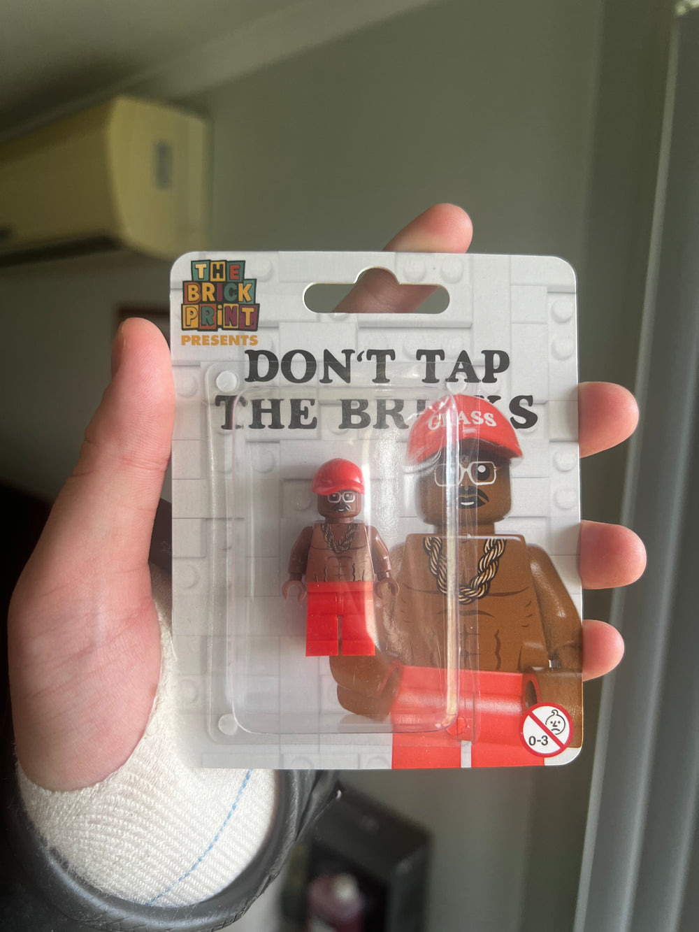 <h3><strong>LOVED BY 1500+ FANS, EVERYWHERE</strong></h3>